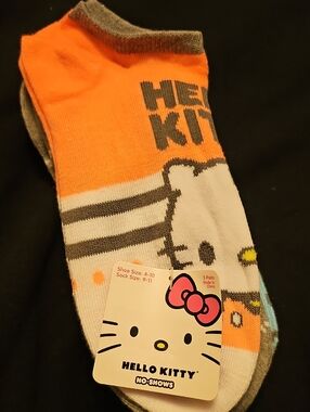 Hello Kitty Women's No-Show Socks